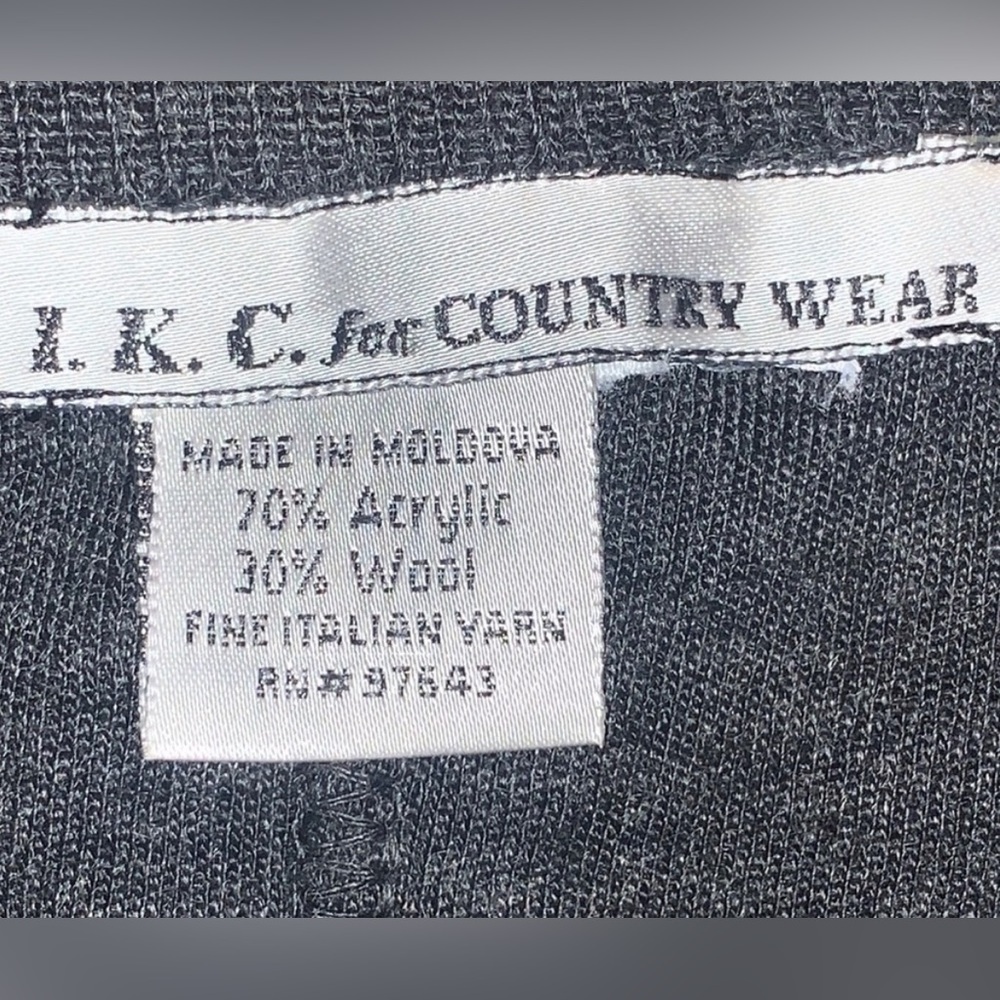 I.K.C. For Country Wear Dress​​​ - Picture 2 of 3